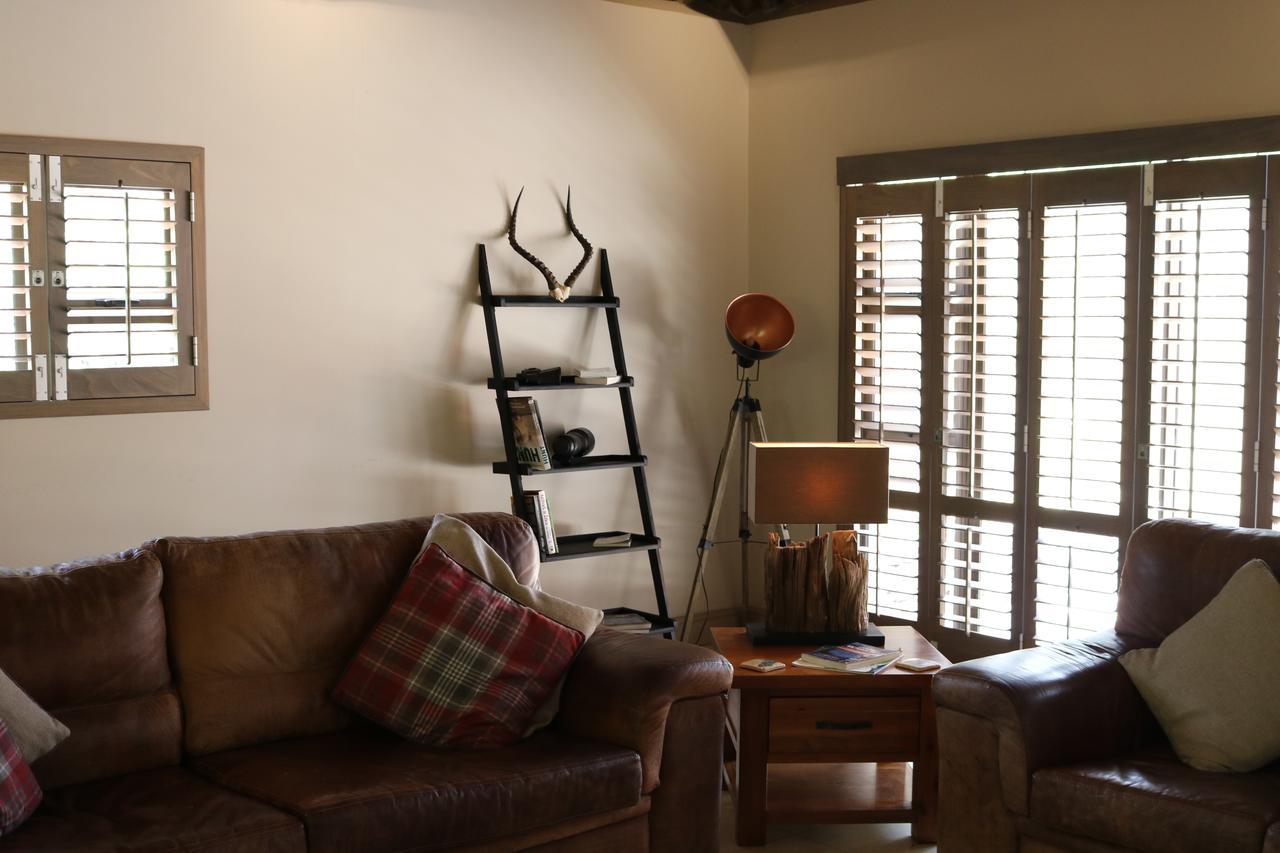 Luvivane Luxury Villa Marloth Park Exterior photo