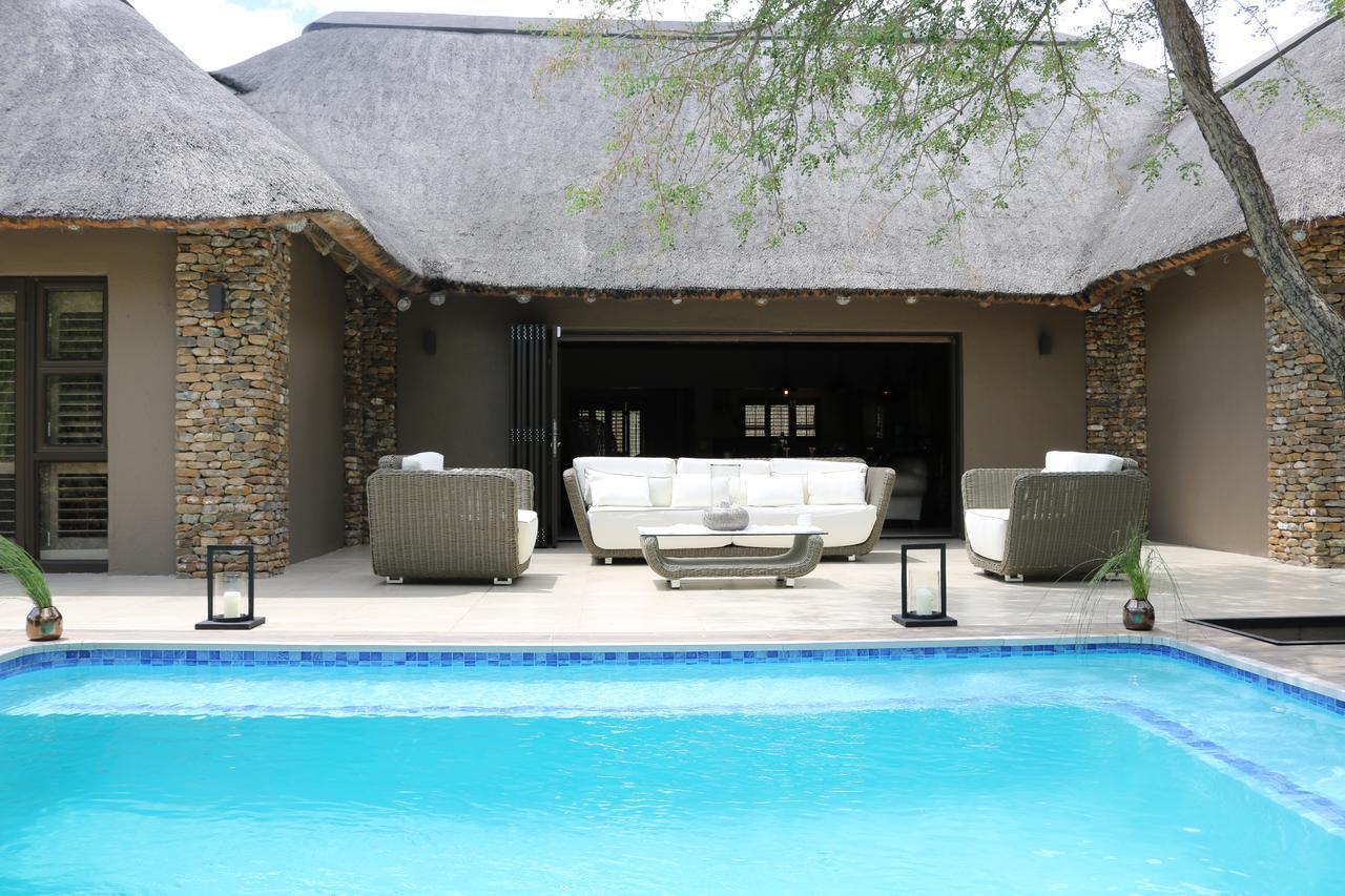 Luvivane Luxury Villa Marloth Park Exterior photo