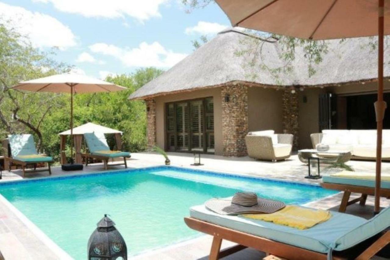 Luvivane Luxury Villa Marloth Park Exterior photo